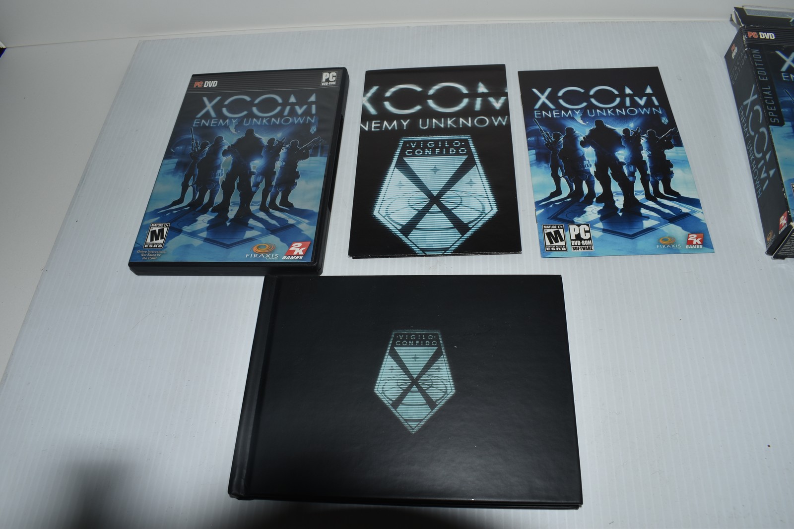 XCOM: Enemy Unknown Special Edition (PC, 2012) Complete in Box (RPB383)