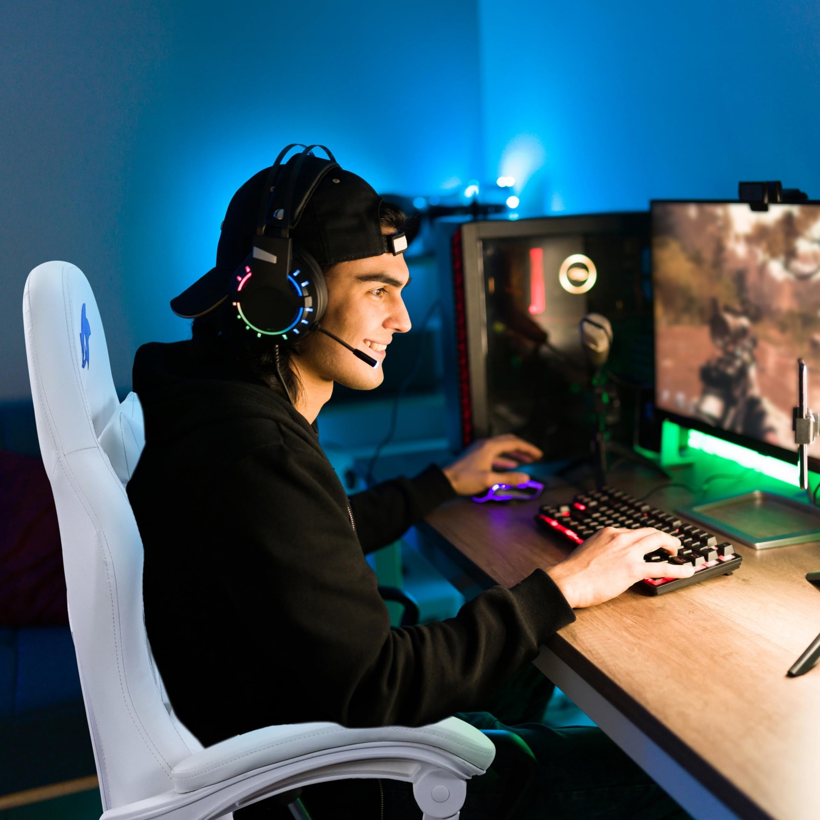 Sonic the Hedgehog – Gaming Chair, Ergonomic PU Leather, Reclining