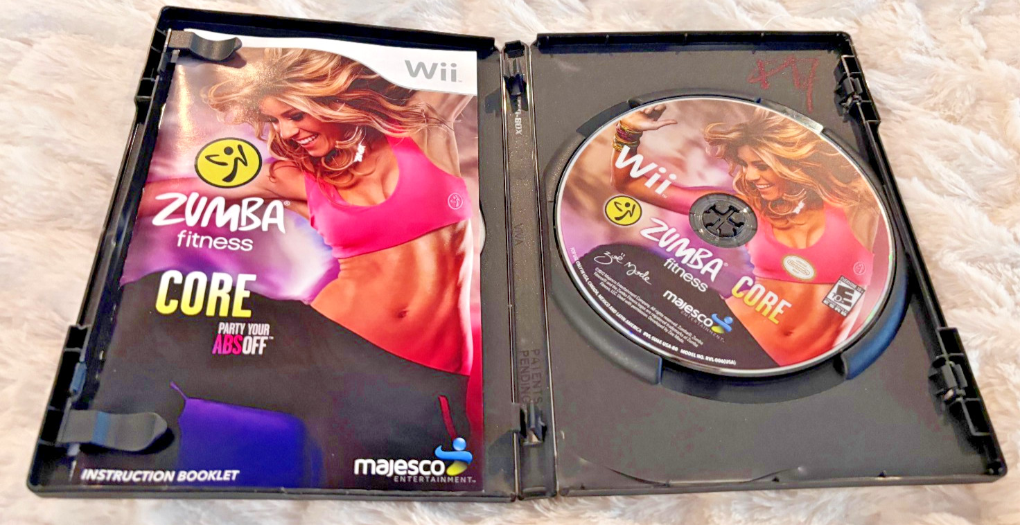 Wii 6 Games Call of Duty 3, Zumba Fitness, Deer Drive 3, Kongfu Panda, Spong Bob