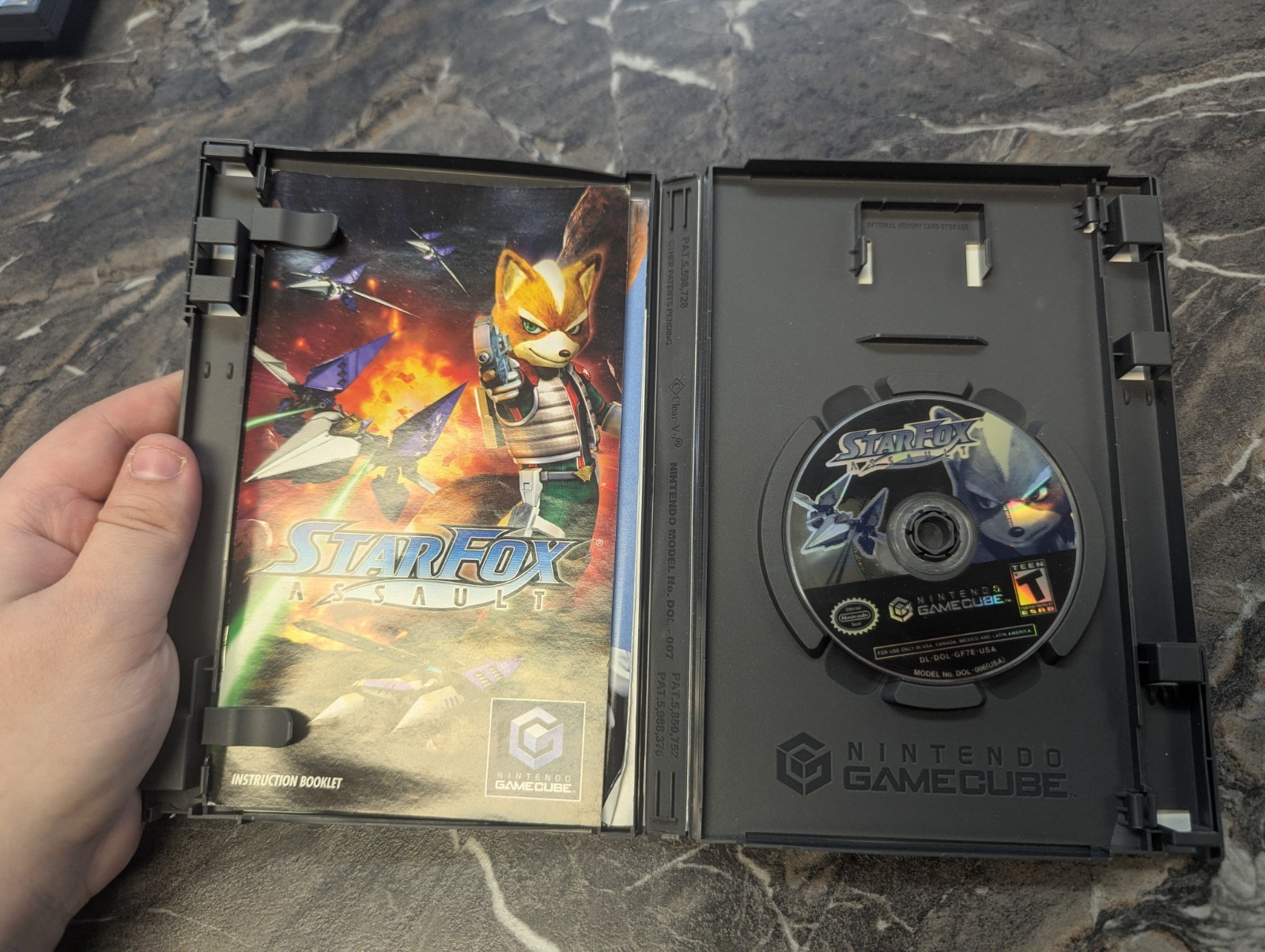 NICE! Star Fox: Assault (Nintendo GameCube, 2005) Complete! TESTED!