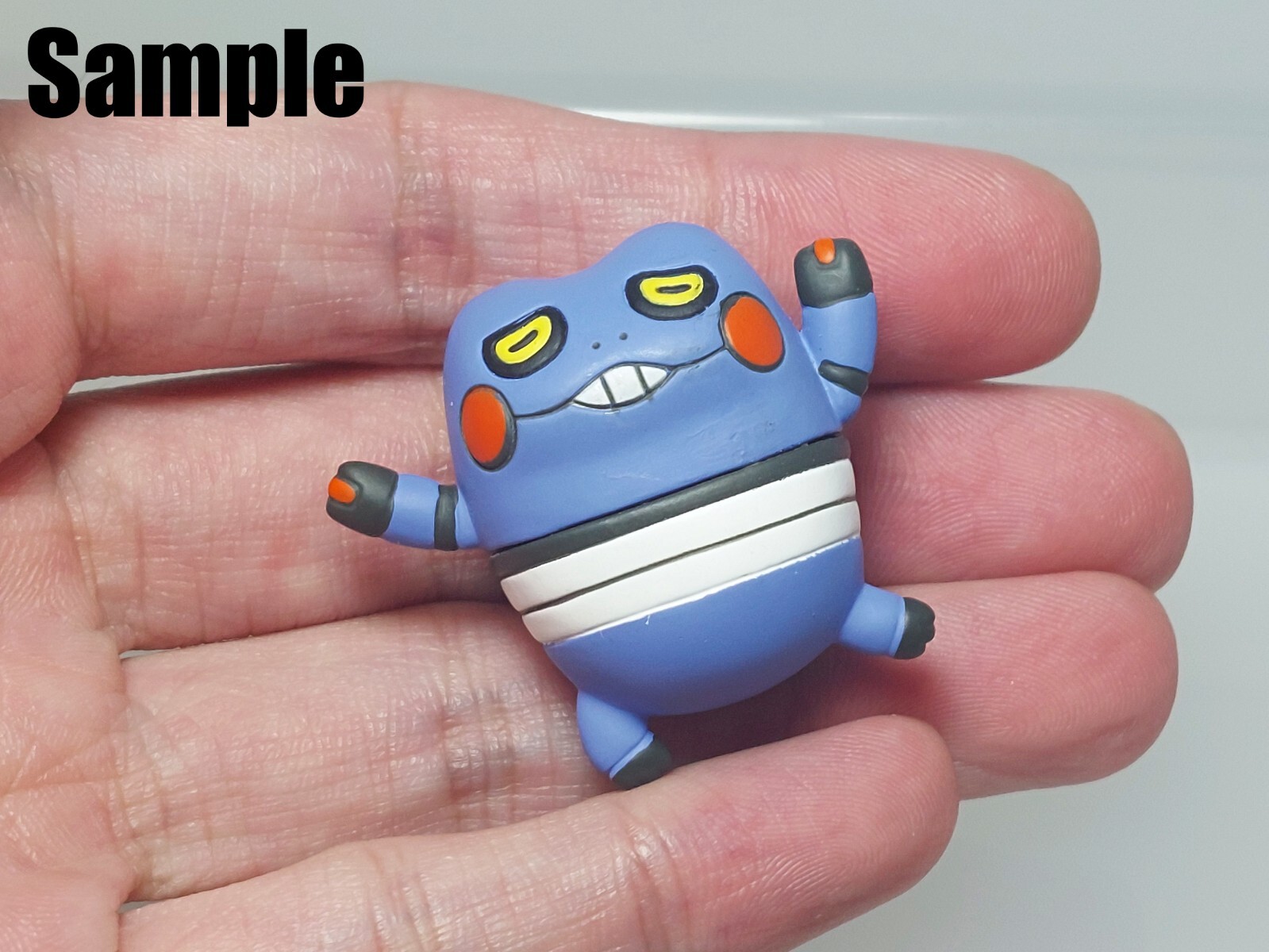 Pokemon Center Japan 2020 Figure Oyasumi Chuu Croagunk Guregguru New 0.8in