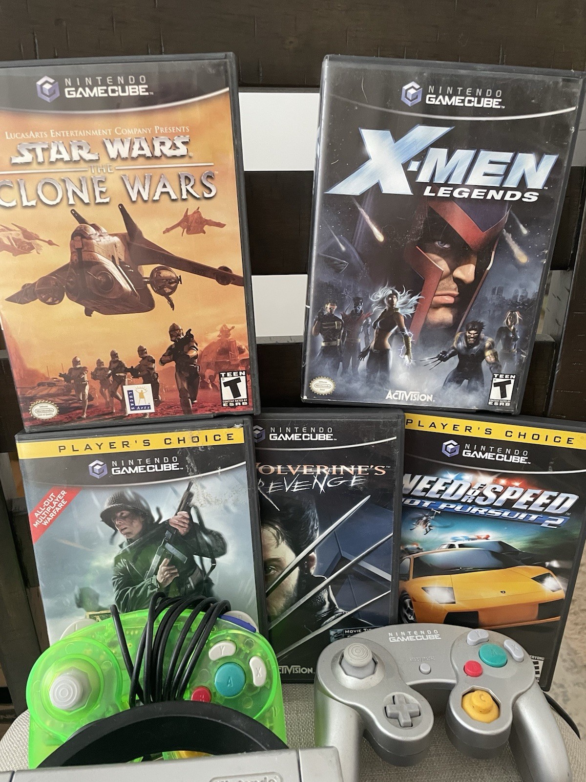 Nintendo GameCube Console Bundle w/ Controllers, Memory Card, Games & Manual