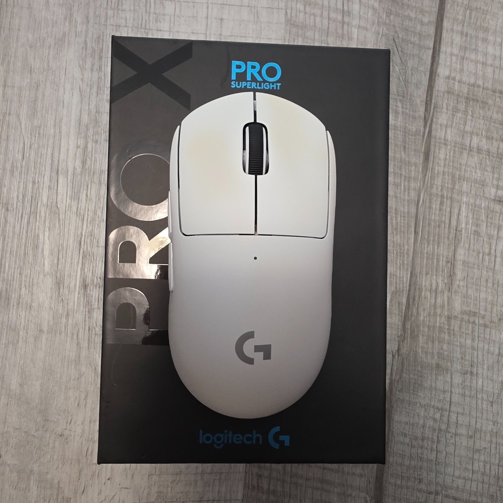HyperX Cloud III Wireless Headset & Logitech GPX G PRO X Superlight Mouse BUNDLE