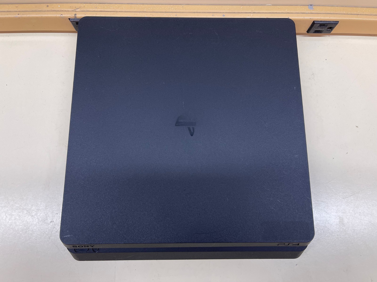 Sony PlayStation 4 Slim PS4 CUH-2015A 500GB Black w/ Gold Controller Used