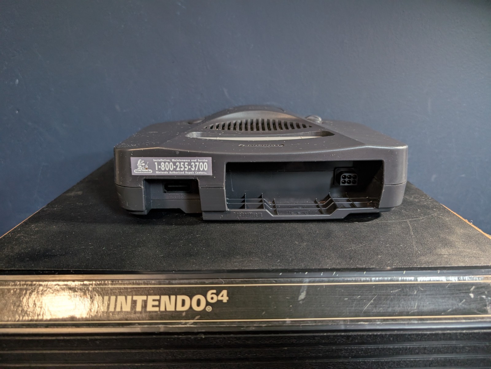 Working Nintendo 64 Console-3 Games-2 Controllers-Game Box-Memory Expansion Pak