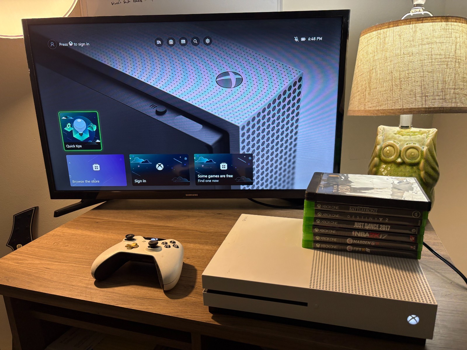 Xbox One S 1TB with Controller, HDMI, Power Cord, and 7 Xbox One Games-Working