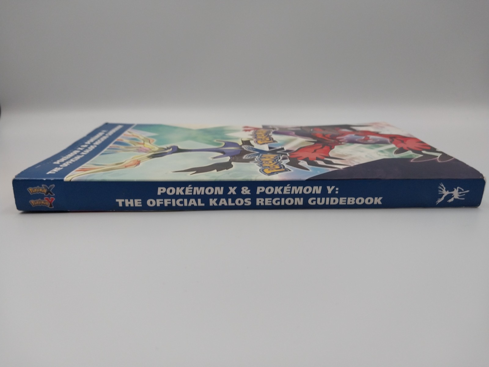 Pokémon X & Pokémon Y: The Official Kalos Region Guidebook (2013) Strategy Guide