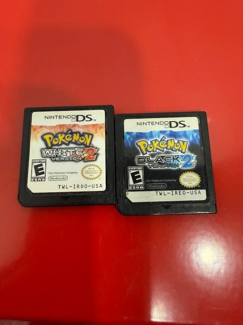 Pokemon Black 2 + White 2 Nintendo DS 2012 Authentic Tested