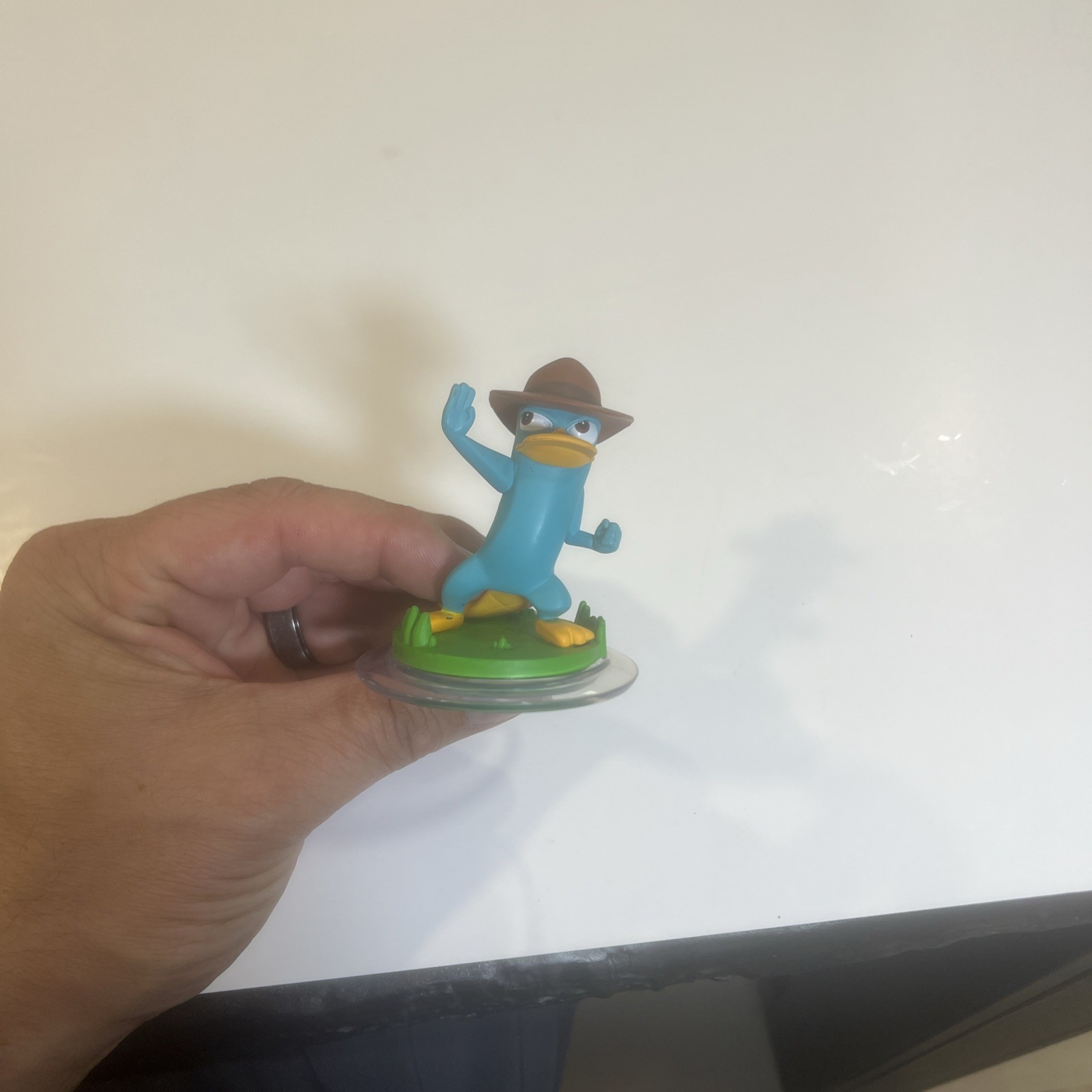 Disney Infinity 1.0 Perry the Platypus Agent P Figure Phineas and Ferb Disney
