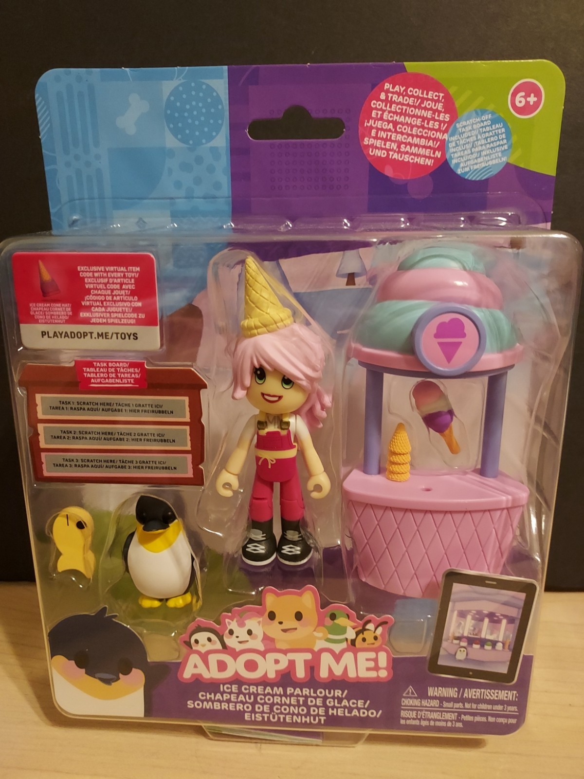 2023 Debut JAZWARES ADOPT ME! Ice Cream Parlour Figure Set NIB! 7R