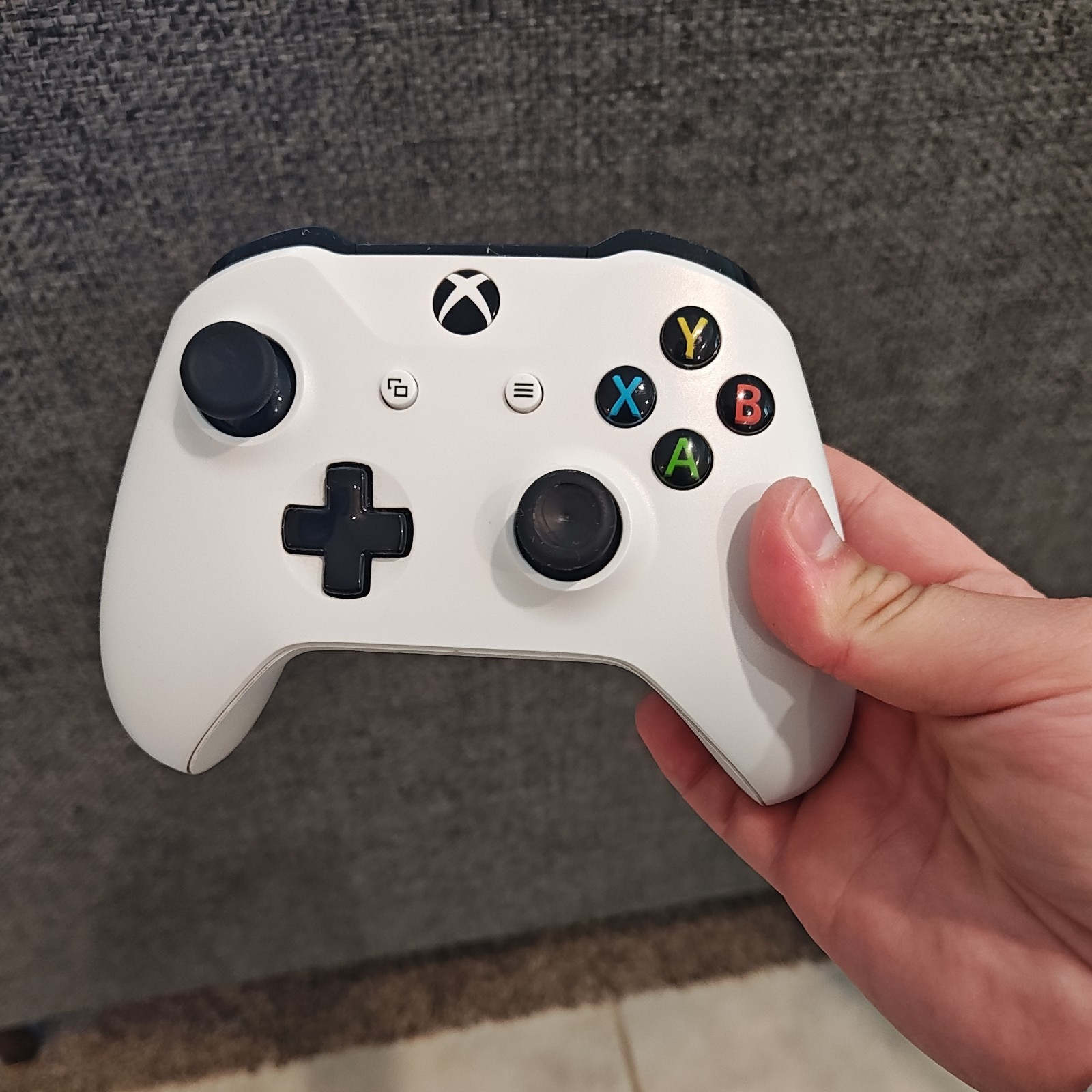 Microsoft Xbox Series X|S Wireless Controller White for Xbox One PC
