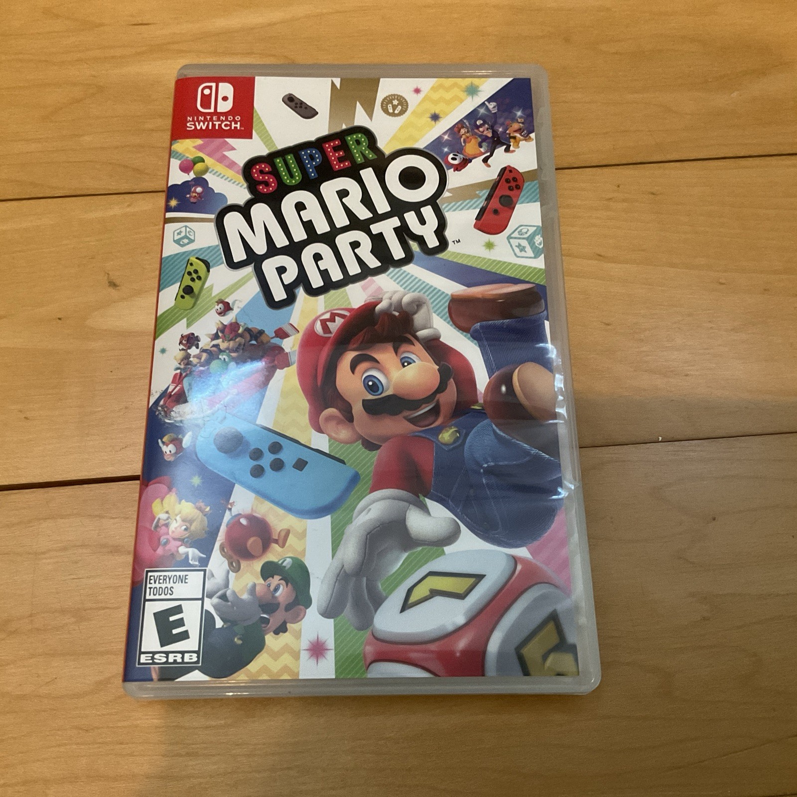 Super Mario Party 2018 Nintendo Switch, Complete with Case and Game