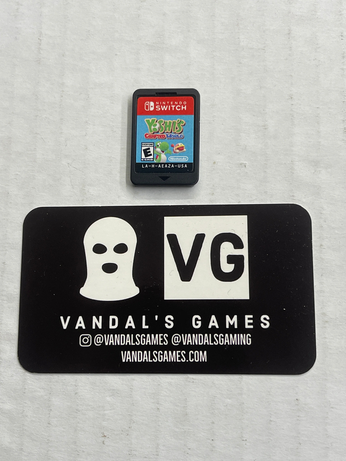 Switch – Yoshi’s Crafted World Nintendo Switch Cart Only #111