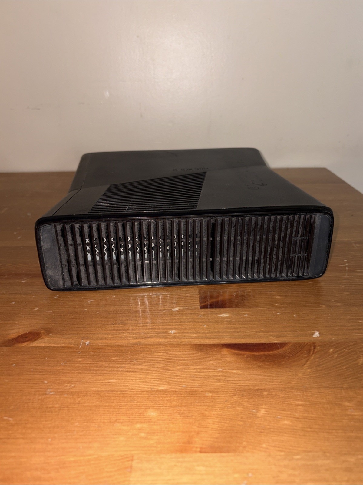 Microsoft Xbox 360 S 4GB Console only – Black (1439) – Tested/works