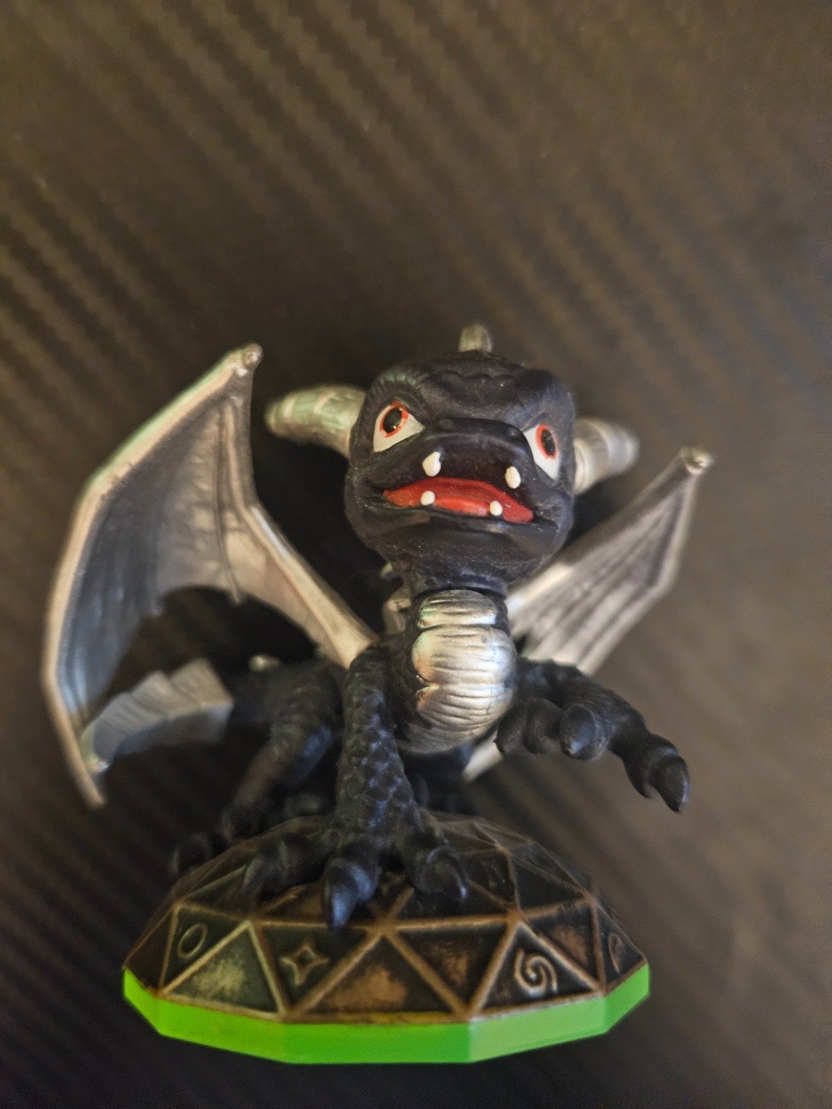 Skylanders Spyros Adventure Dark Spyro Activision Dragon Figure Silver