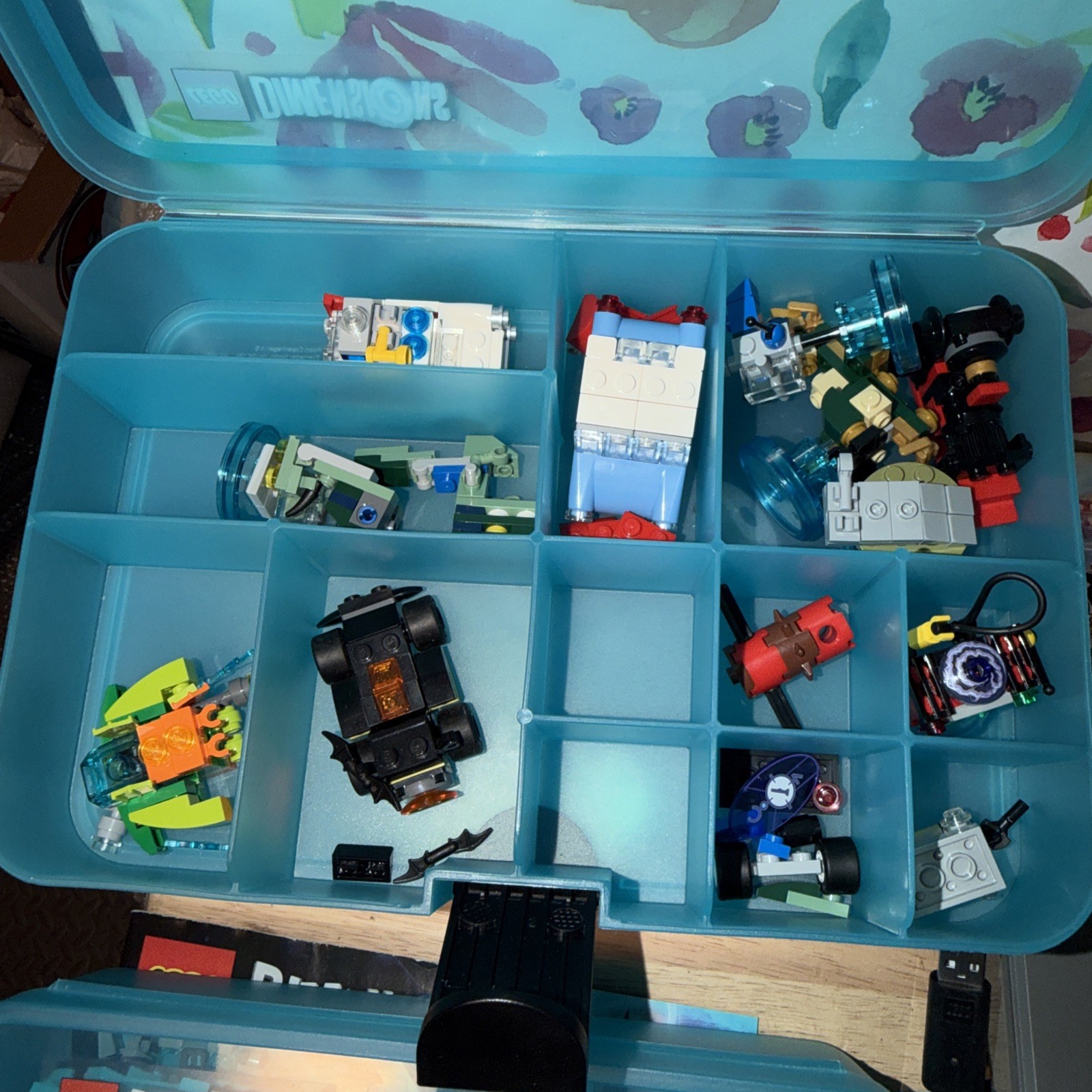 LEGO Dimensions Starter Packs W/Minifigures Vehicles PortalBase + 3 Storage Case