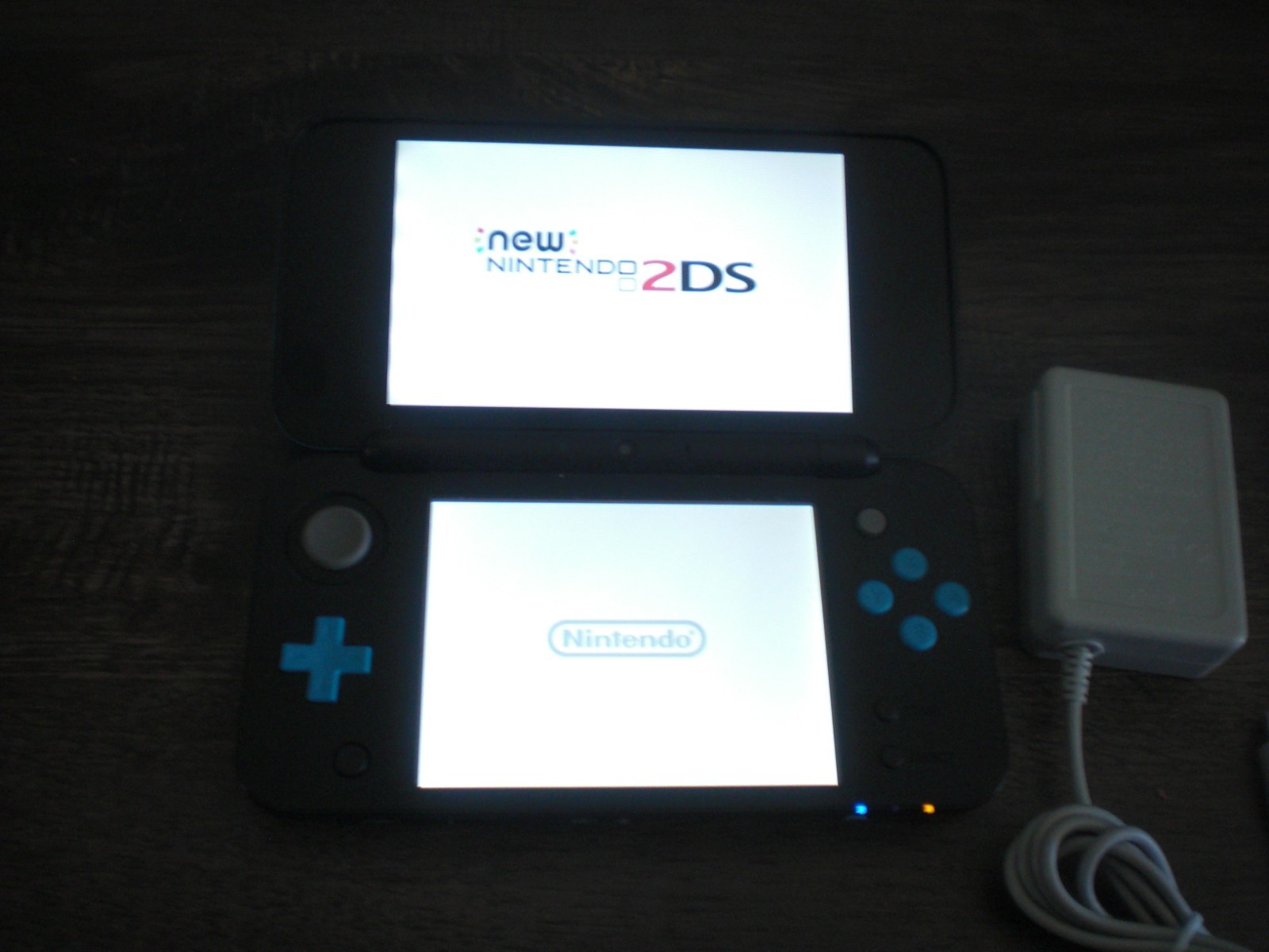 Nintendo New 2DS 3DS XL Console Black Blue Plays 3DS DS 2DS Games System TESTED