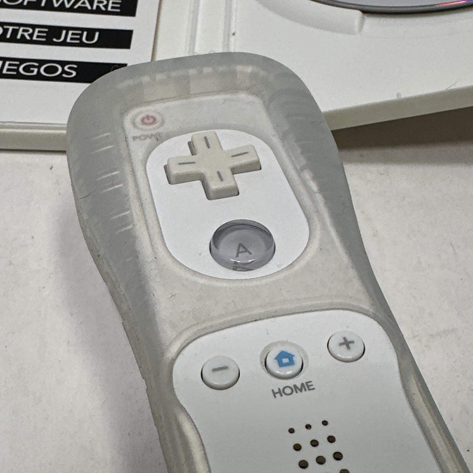 Wii Play Nintendo Wii Game + Wii Remote + Silicone Sleeve 2007 Complete Tested