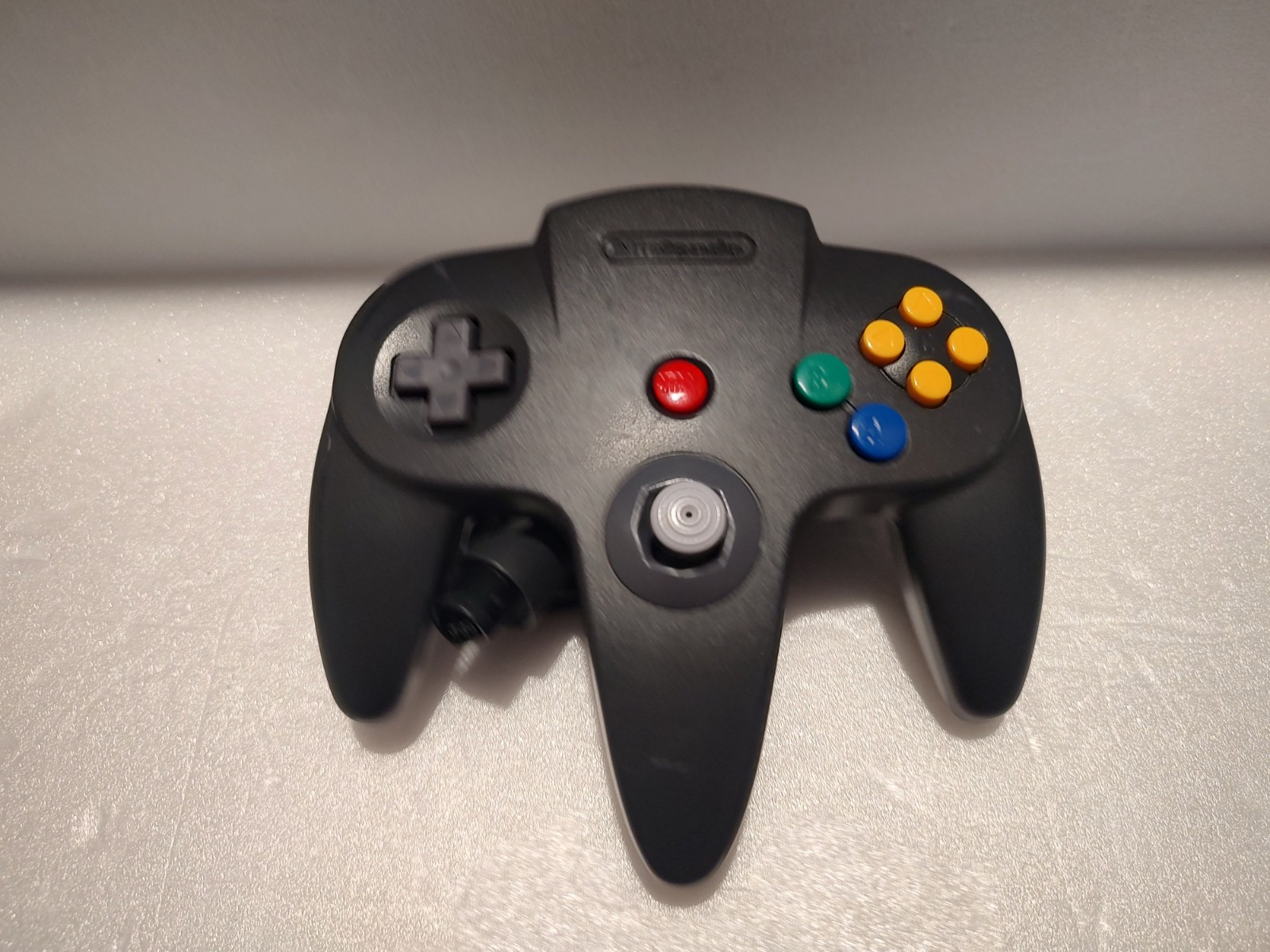 Nintendo 64 N64 Original System Console +4 Controllers +6 Games +1 Memory Card