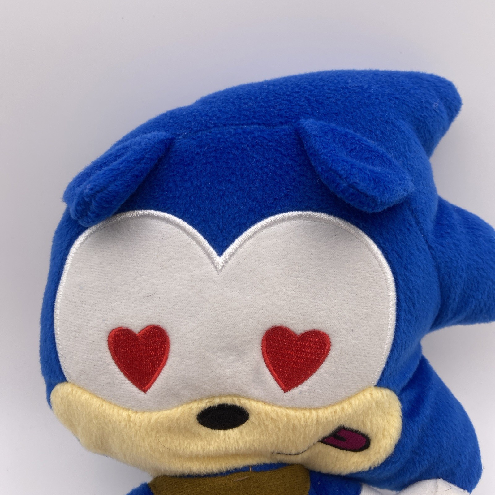 Sonic Boom Sonic the Hedgehog Plush Doll With Heart Emoji Eyes Sega Tomy 10″