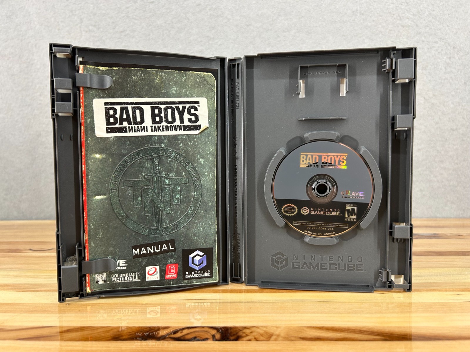 Bad Boys: Miami Takedown (Nintendo GameCube, 2004) Working Manual Included