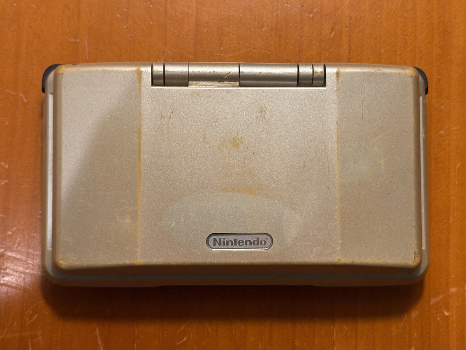Nintendo DS Silver Handheld System – Fair Condition – TESTED AND WORKING (11D)
