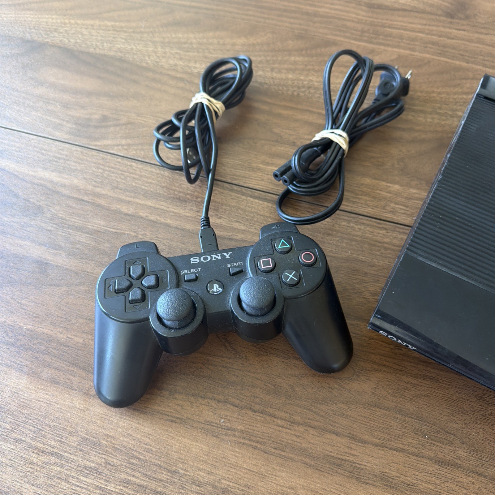 Sony PlayStation 3 Super Slim CECH-4001B Black Console W/ Cordless Controller
