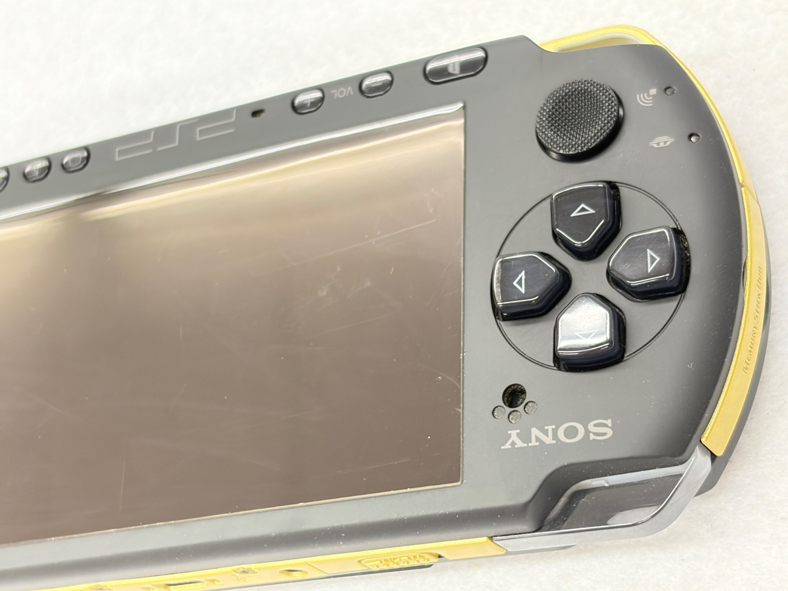 [RARE] SONY PSP-3000 Monster Hunter Portable 3rd Hunters Limited Model Gold