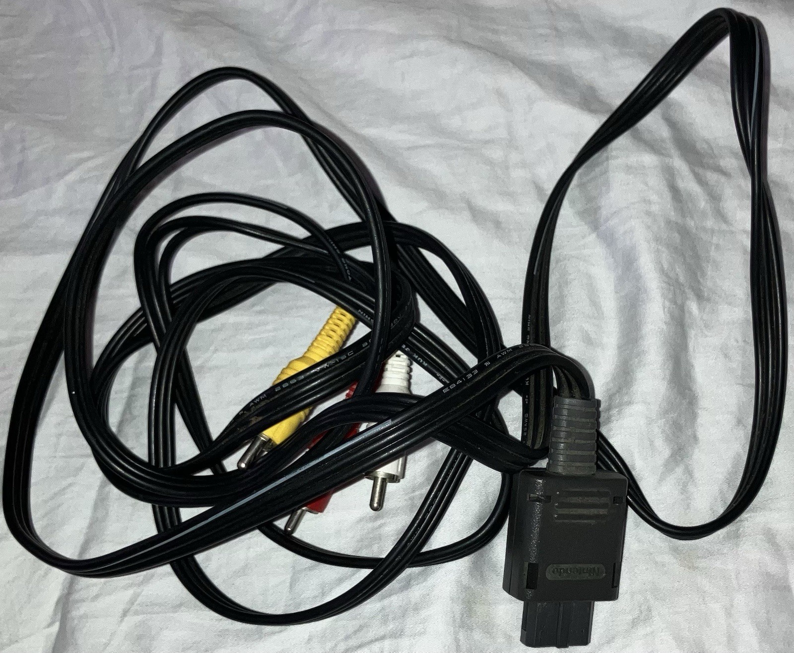 Nintendo GameCube 2001 DOL-001 Bundle W/ Controller & More!