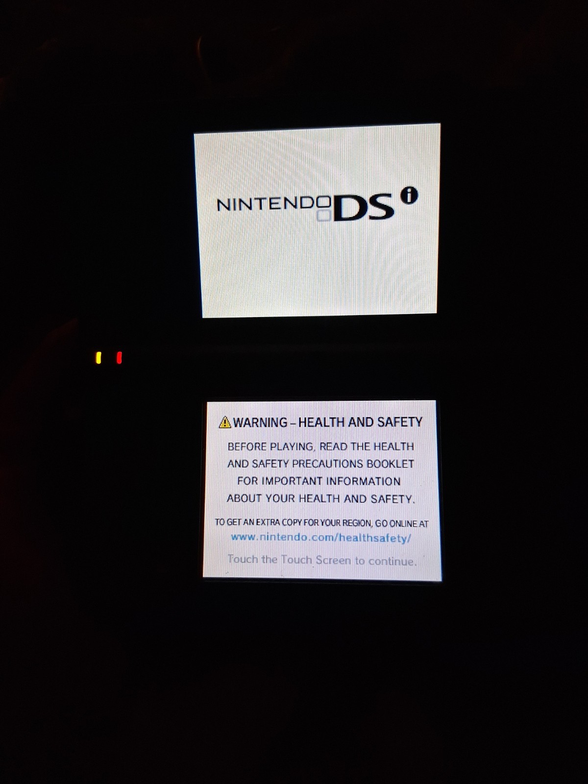 Nintendo DSi TWL-001 Teal Blue SD Card No Stylus No Games Tested Works *look*