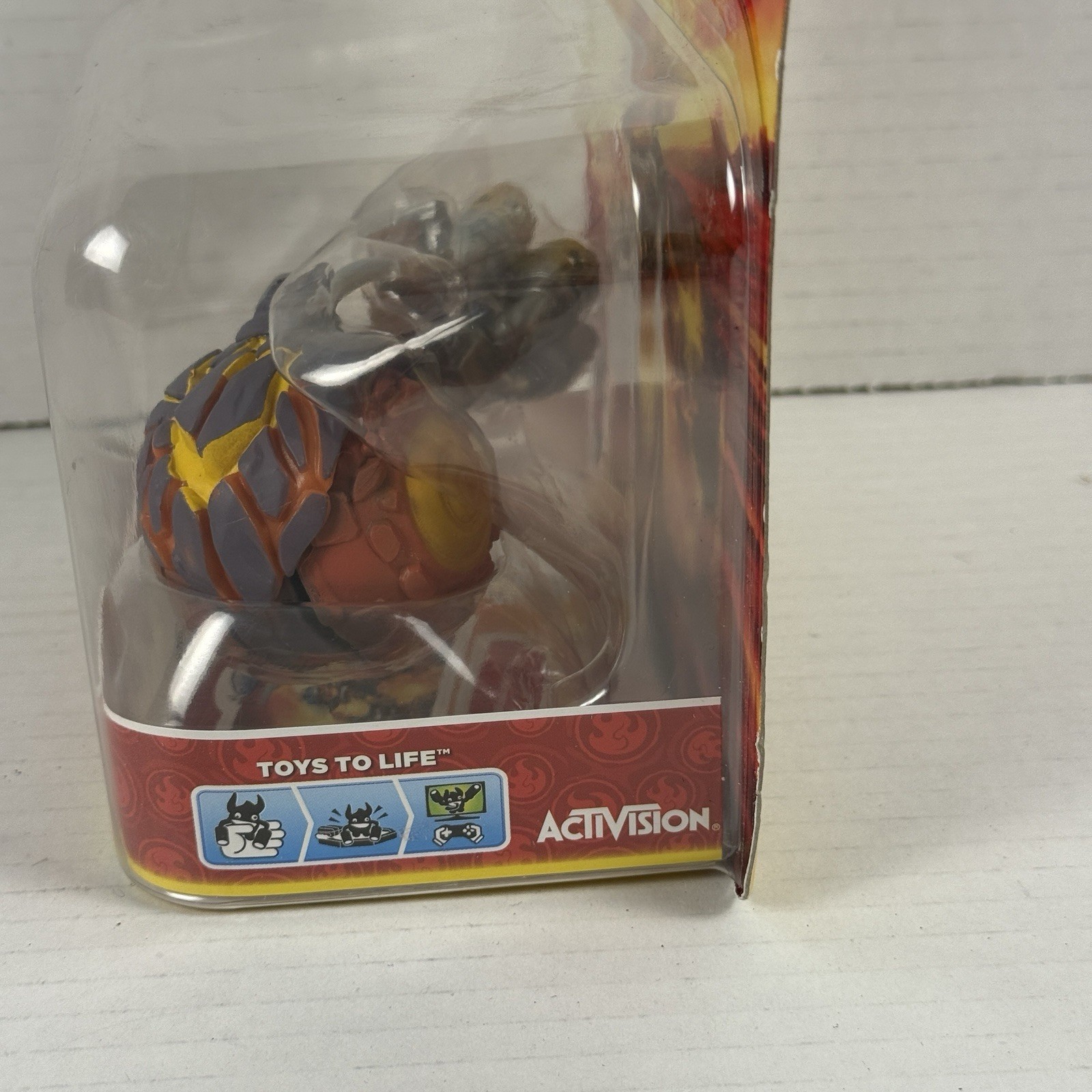 Skylanders SuperChargers Vehicle Burn Cycle Character Pack (2015)