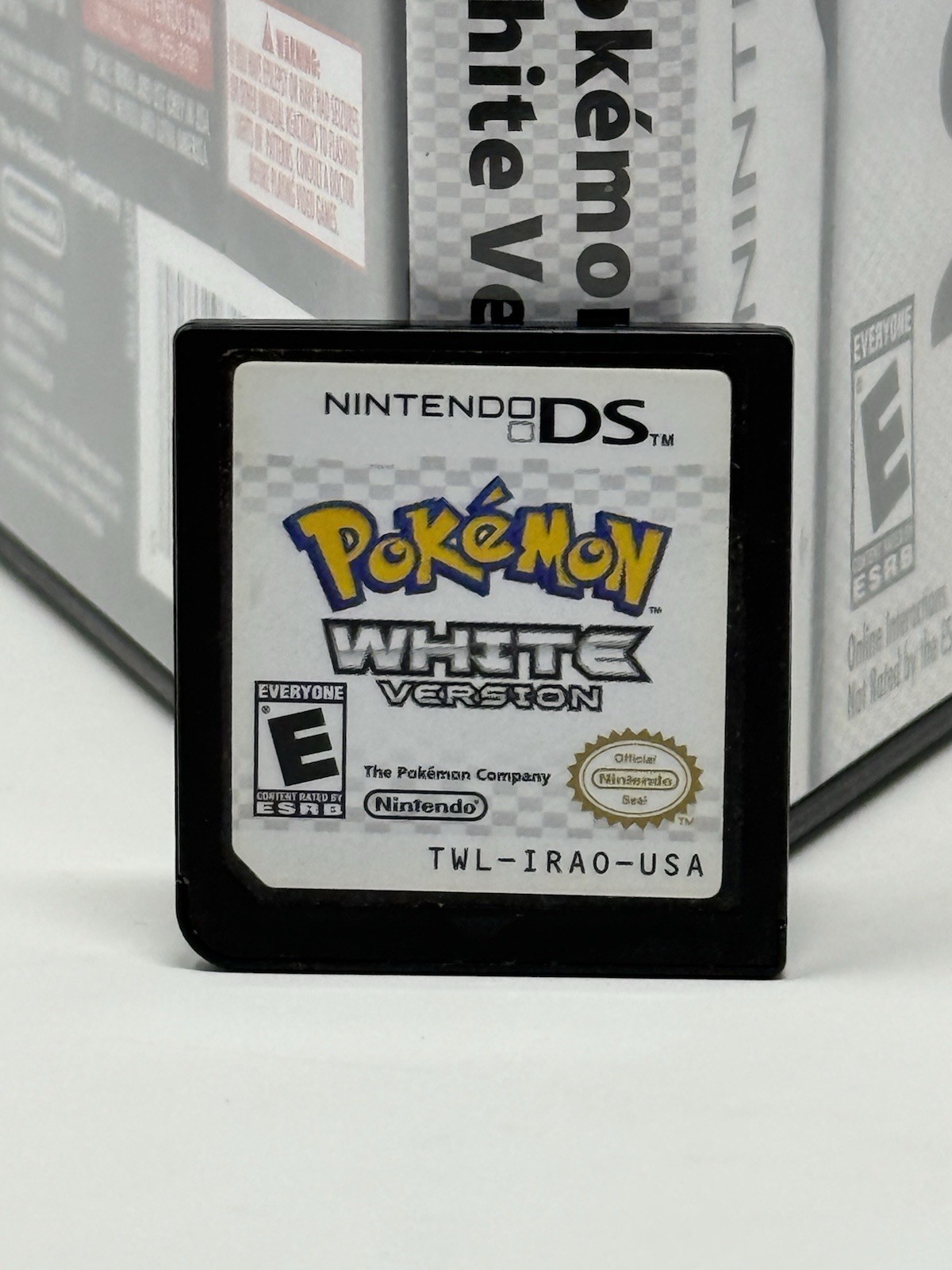Pokemon Black and White Version Bundle Lot Nintendo DS Complete CIB Authentic