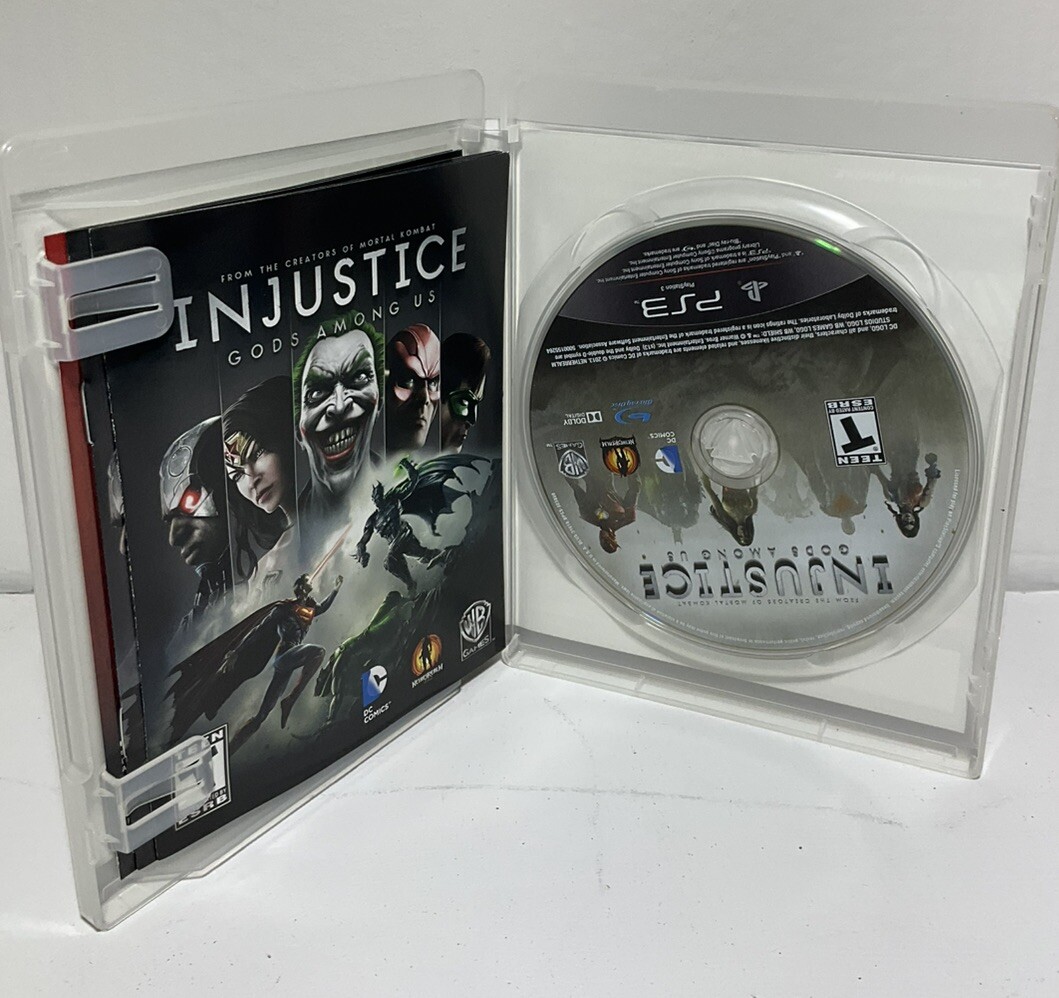 Injustice: Gods Among Us Collector’s Edition PS3 2013 Batman Wonder Woman Statue