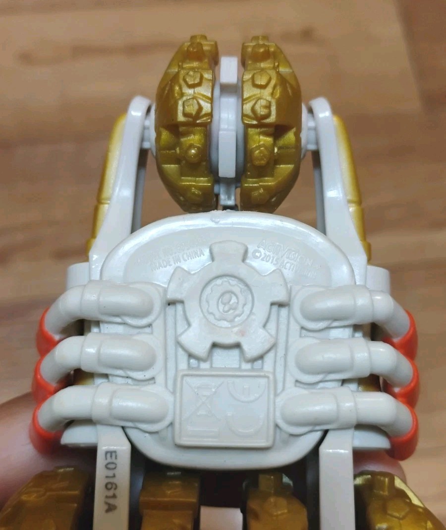 Skylanders Superchargers Gold Rusher Land Vehicle SKY30