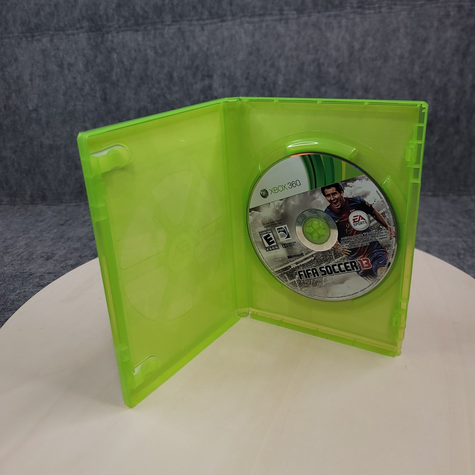 Xbox 360 FIFA Soccer 13 Standard Edition NTSC Kinect Better With Sensor