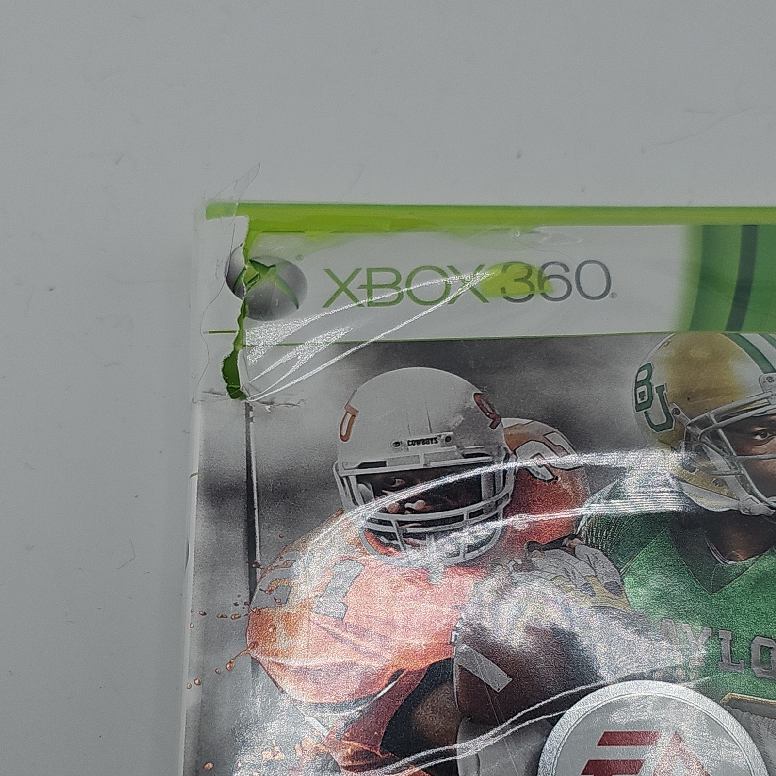 NCAA Football 13 (Microsoft Xbox 360, 2012) Brand New Sealed Damaged case.