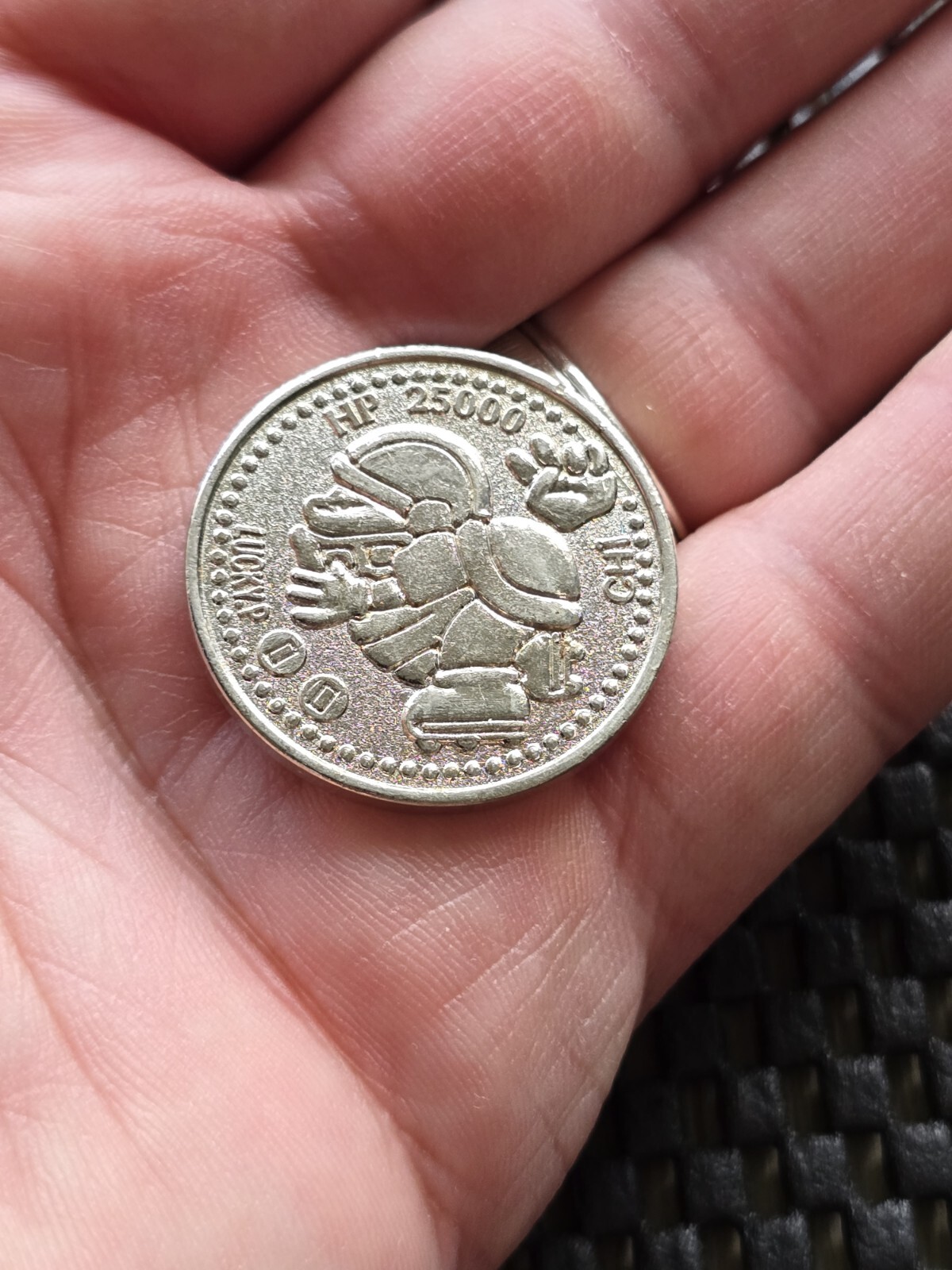 Super Mario Lucky World Coin Medal Nintendo Gachapon Rare Promo SNES GB [Chuck]