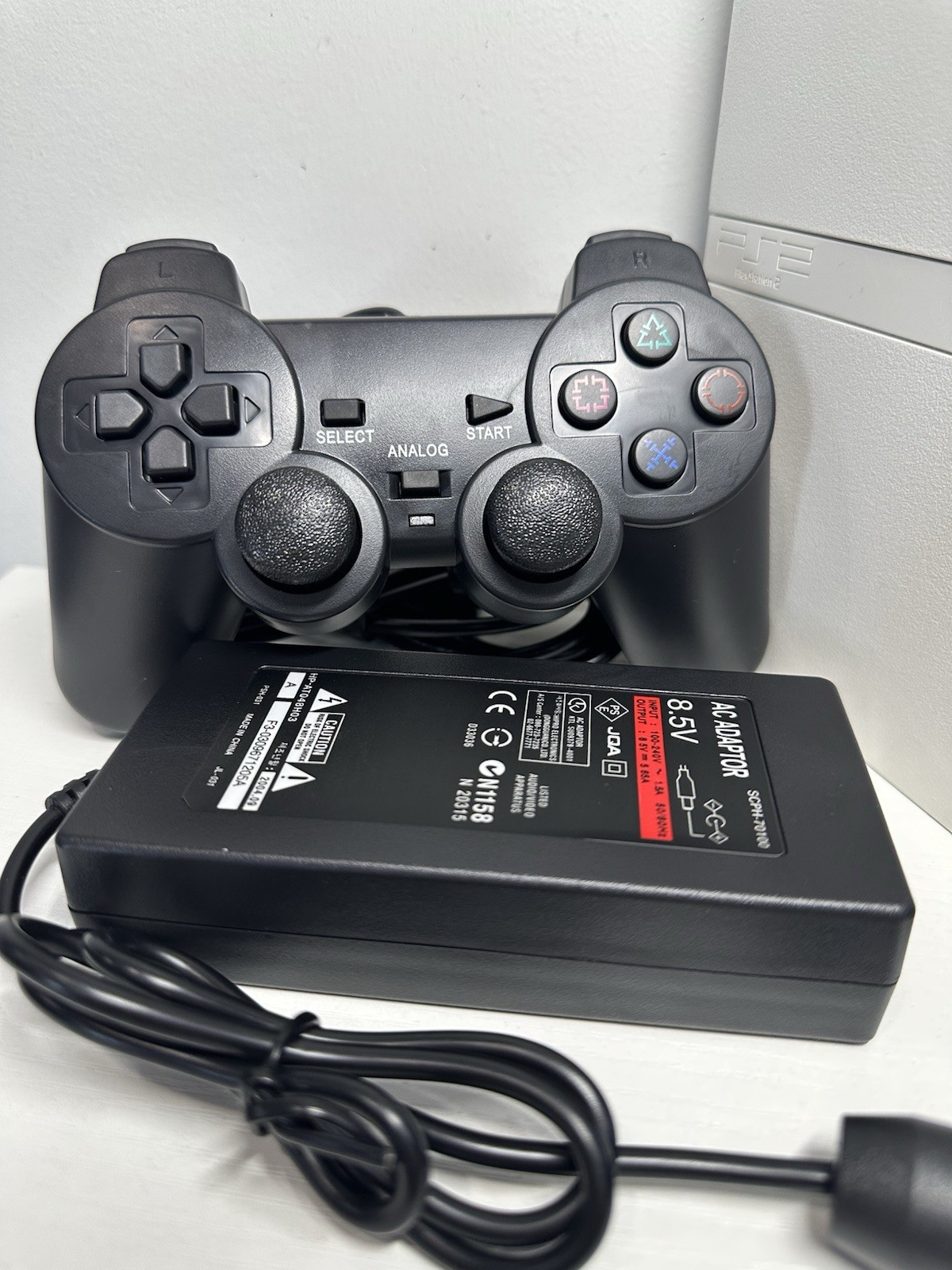 Sony PlayStation 2 PS2 Slim WHITE Console Bundle –Controller / Cables /8MB Card