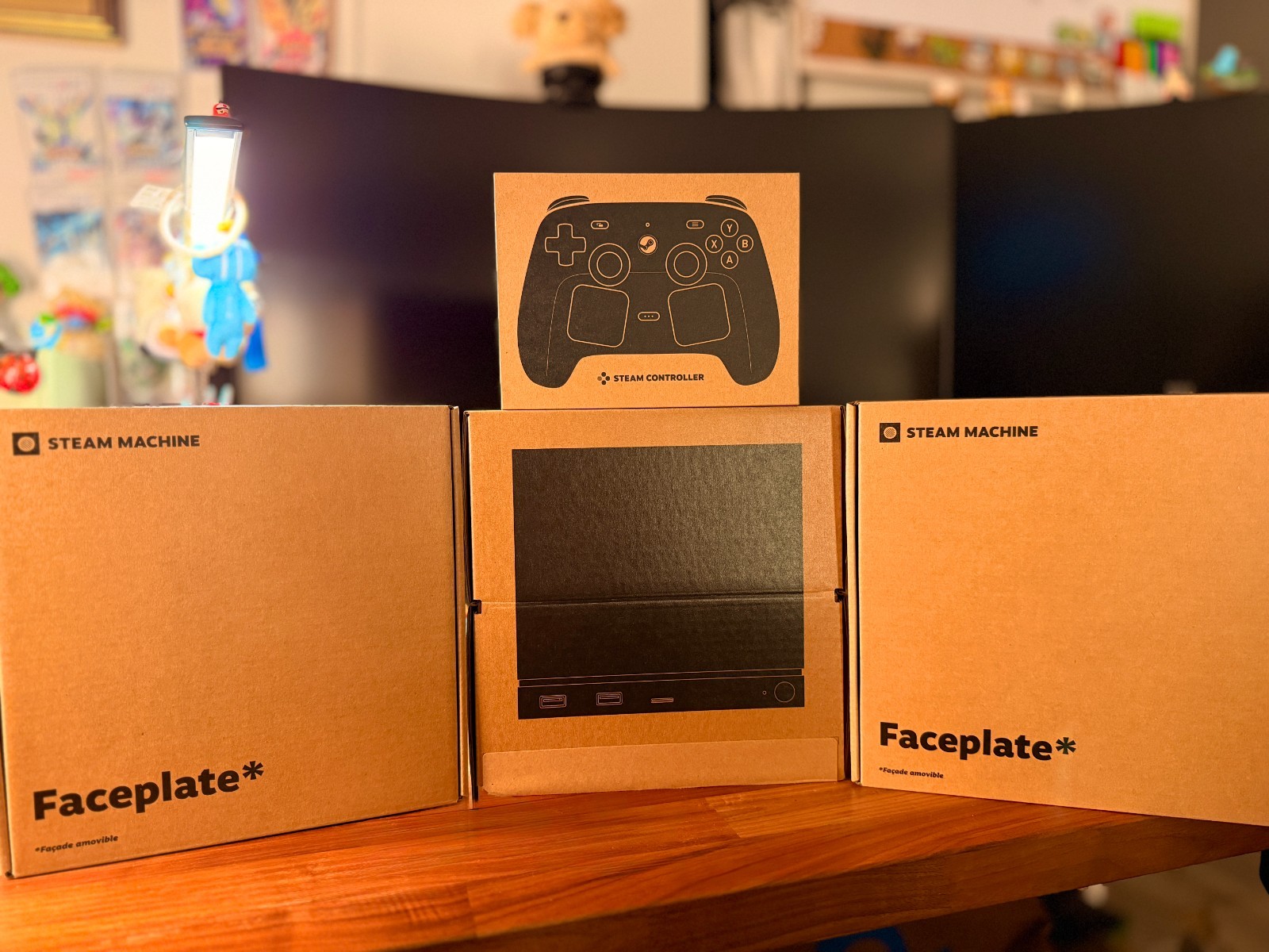 Valve Steam Machine 2TB w/ Steam Controller & 2 Faceplates + Dbrand skin
