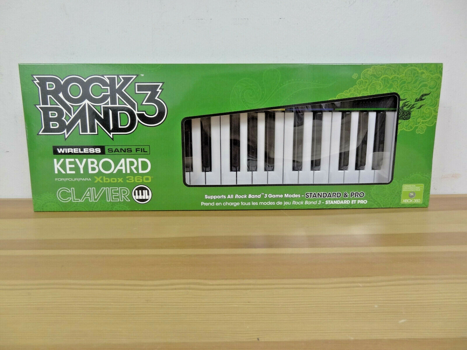Microsoft Xbox 360 Rock Band 3 Wireless Keyboard w/ Strap NO GAME NEW SEALED