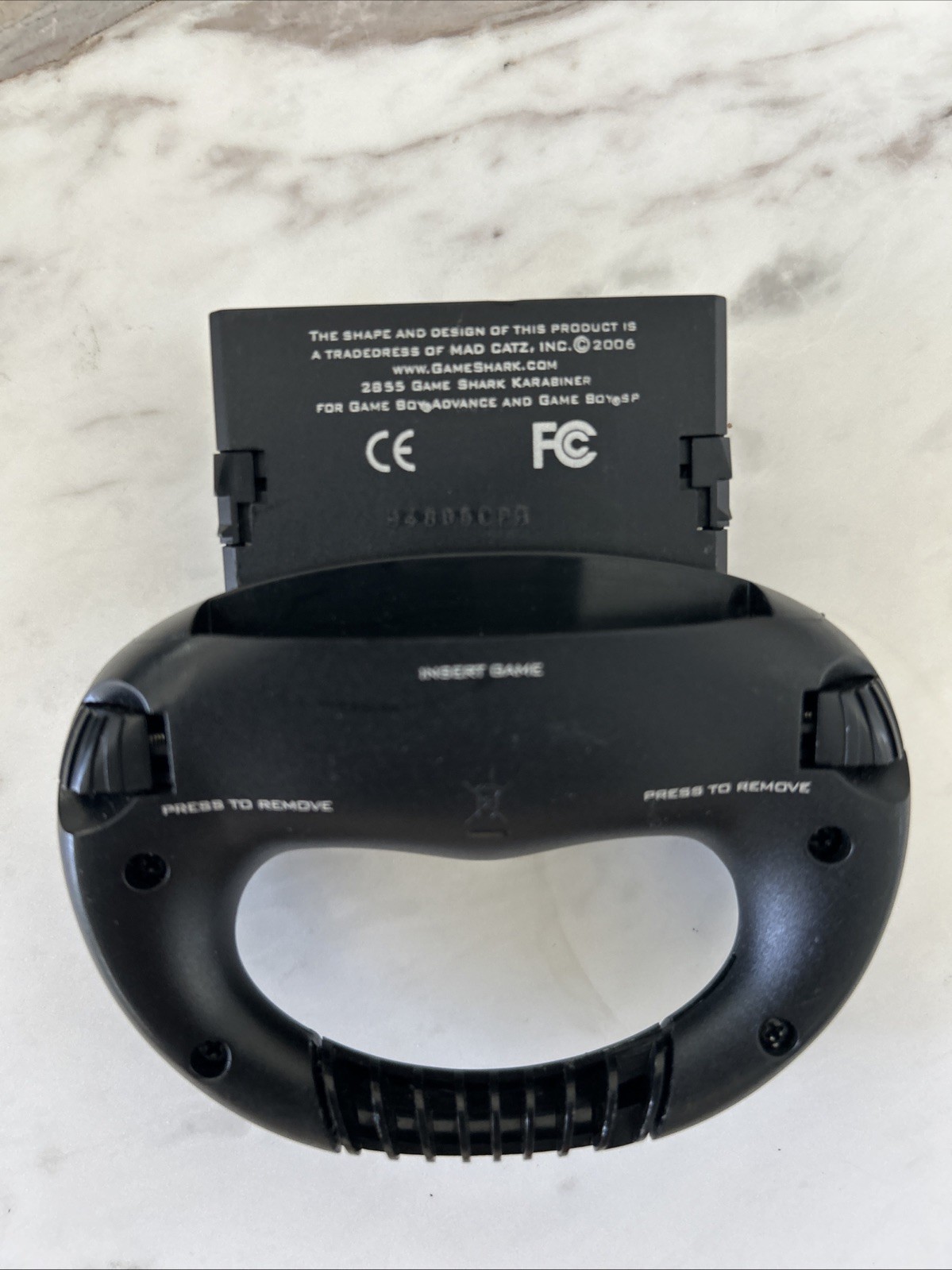 Mad Catz GameShark For Game boy Karabiner