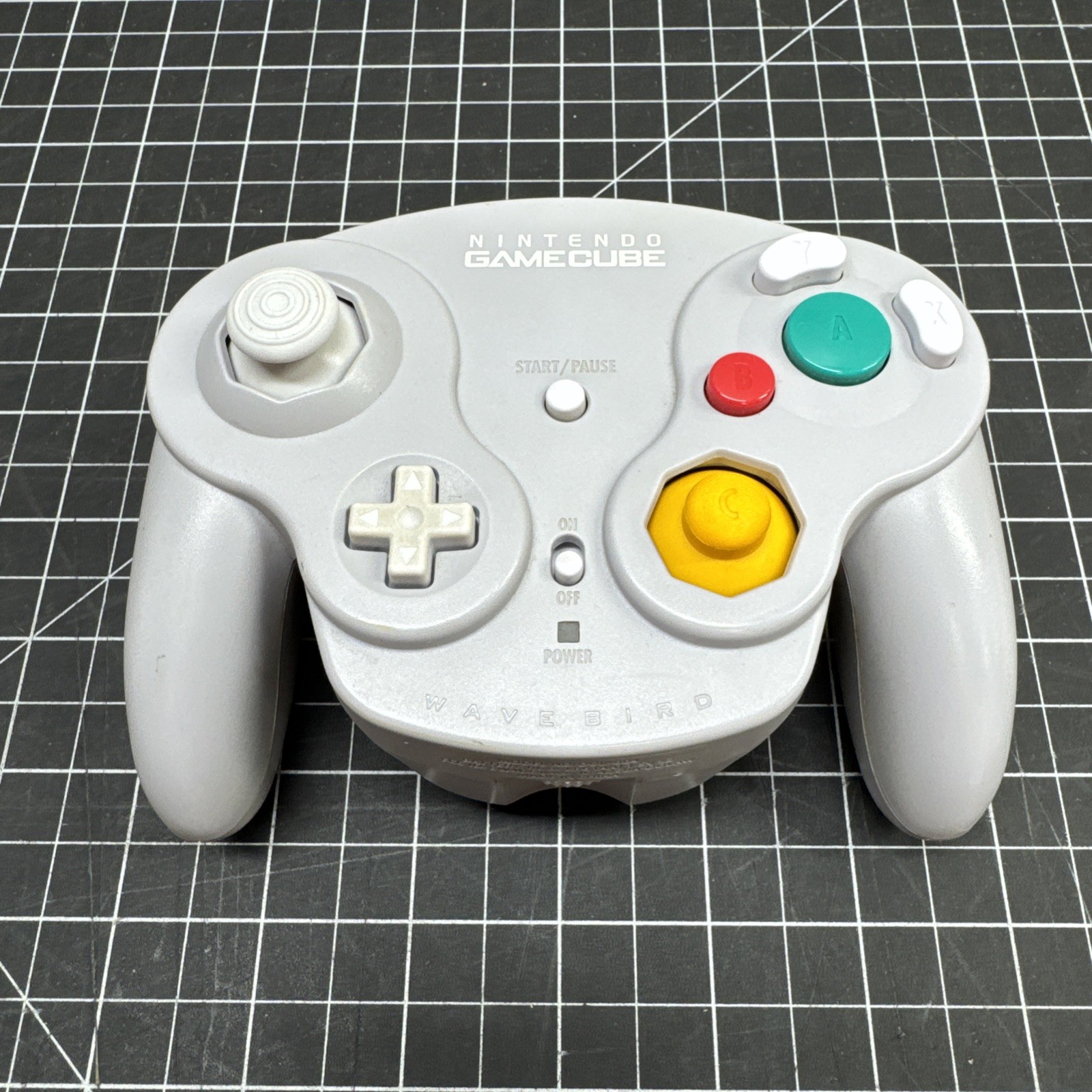 Nintendo Gamecube Wavebird Controller. DOL-004. ONLY H42