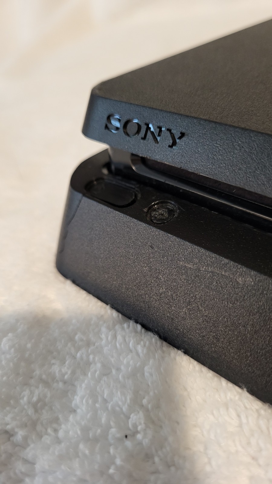 Sony PlayStation 4 PS4 Slim 1TB Console Only Working With Issues