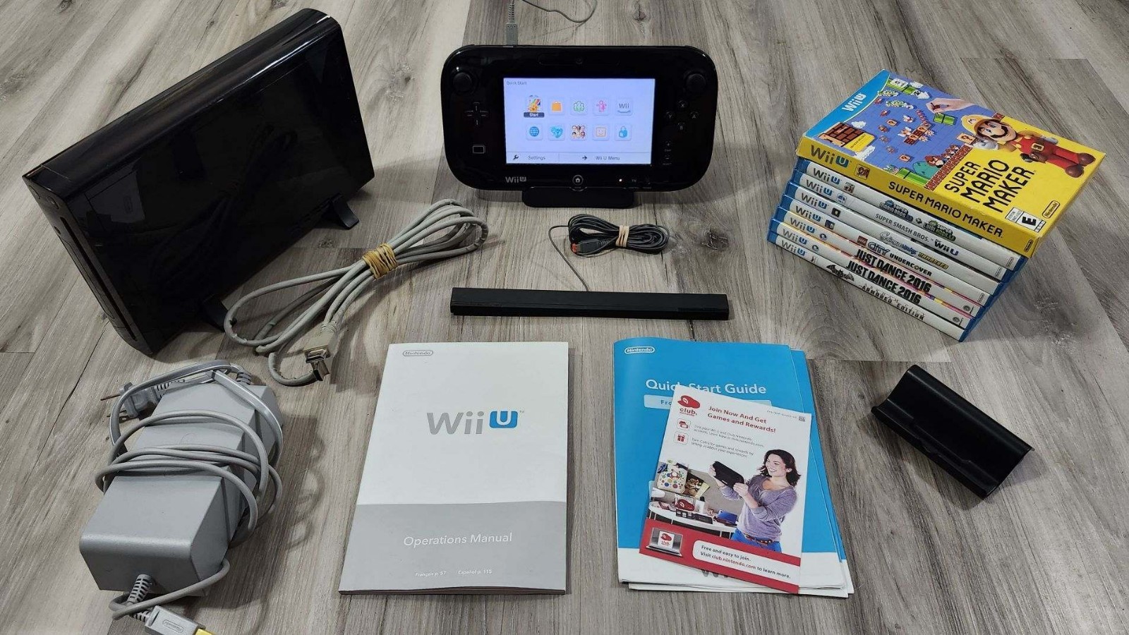 Nintendo Wii U in BOX w 8 GAMES, PWR BRK & CHARGER FAST SHIPPING📦🎮🔥