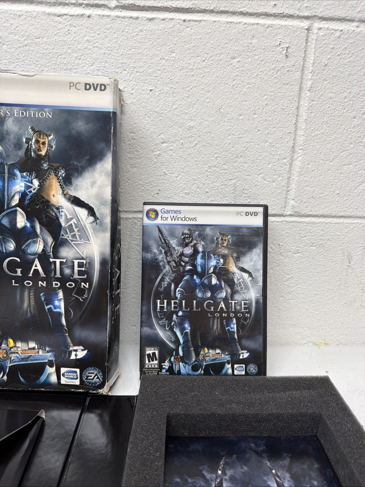 Hellgate: London Collector’s Edition (PC Big Box) Bonus Disc, CIB, Tested