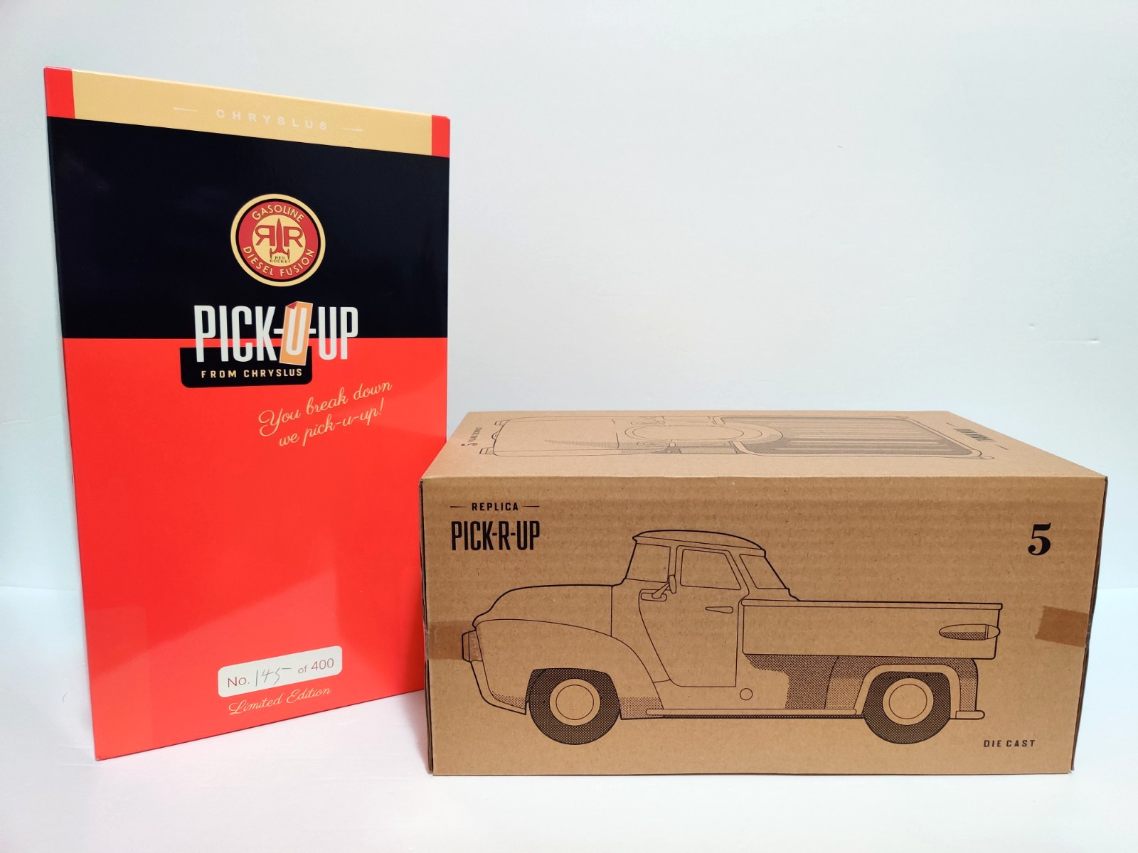 Fallout Red Rocket Service Vehicle Pick-U-Up Replica Limited Edition #145/400