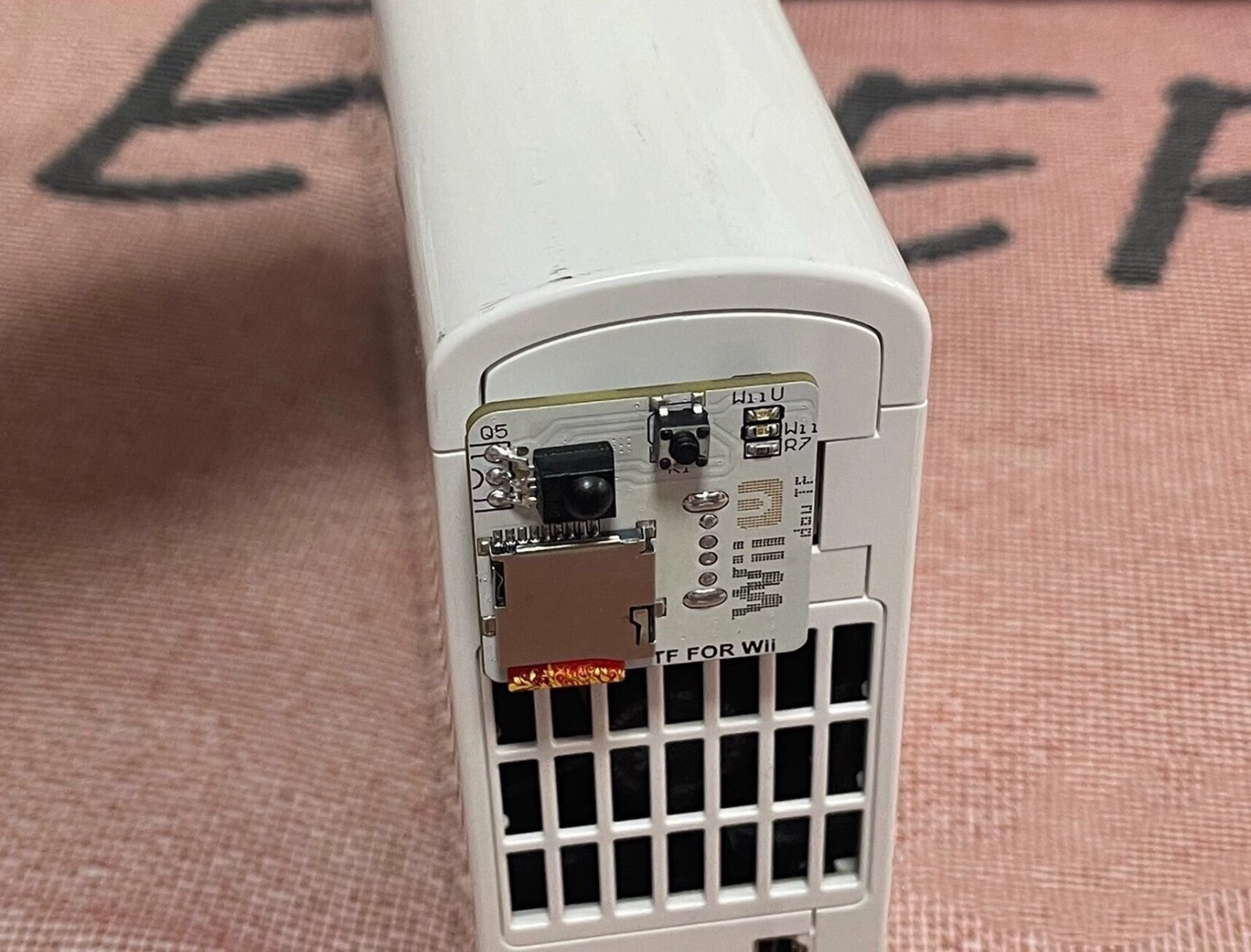 Double TF Card Slot Plate Two Choose One to USB for Wii / WiiU TF Card Switching