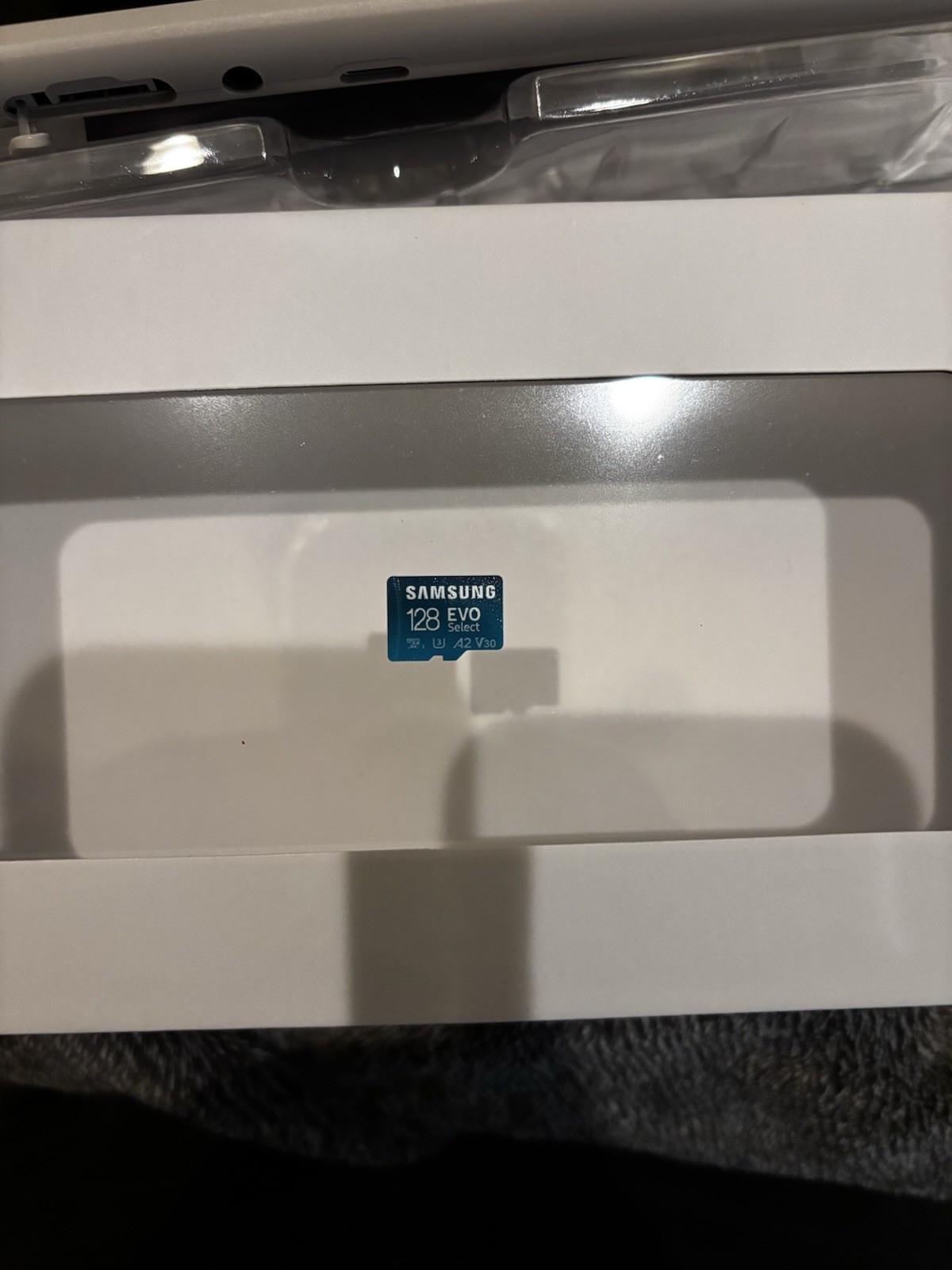 Retroid Pocket 4 Pro + 128gb micro SD card