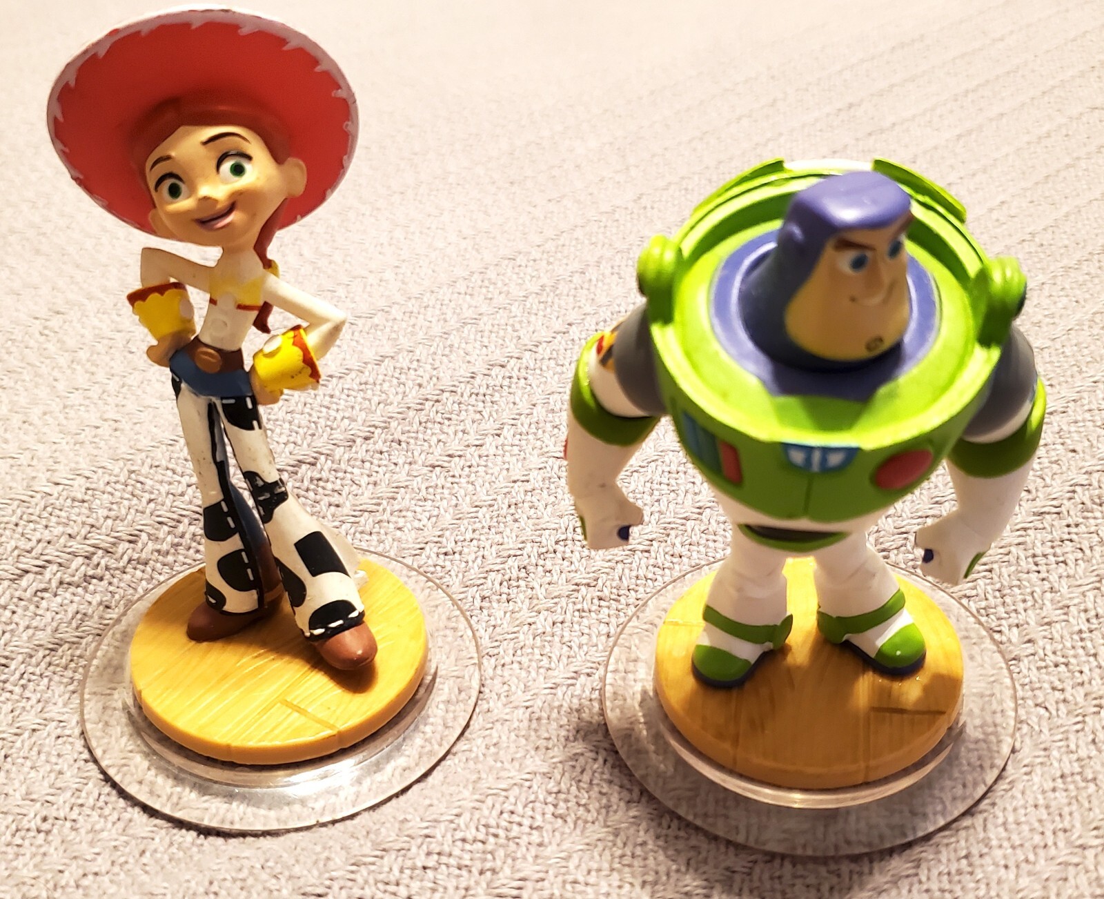DISNEY PIXAR ~ INFINITY ~ BUZZ LIGHTYEAR & JESSIE ~ VIDEO GAME ACTION FIGURES