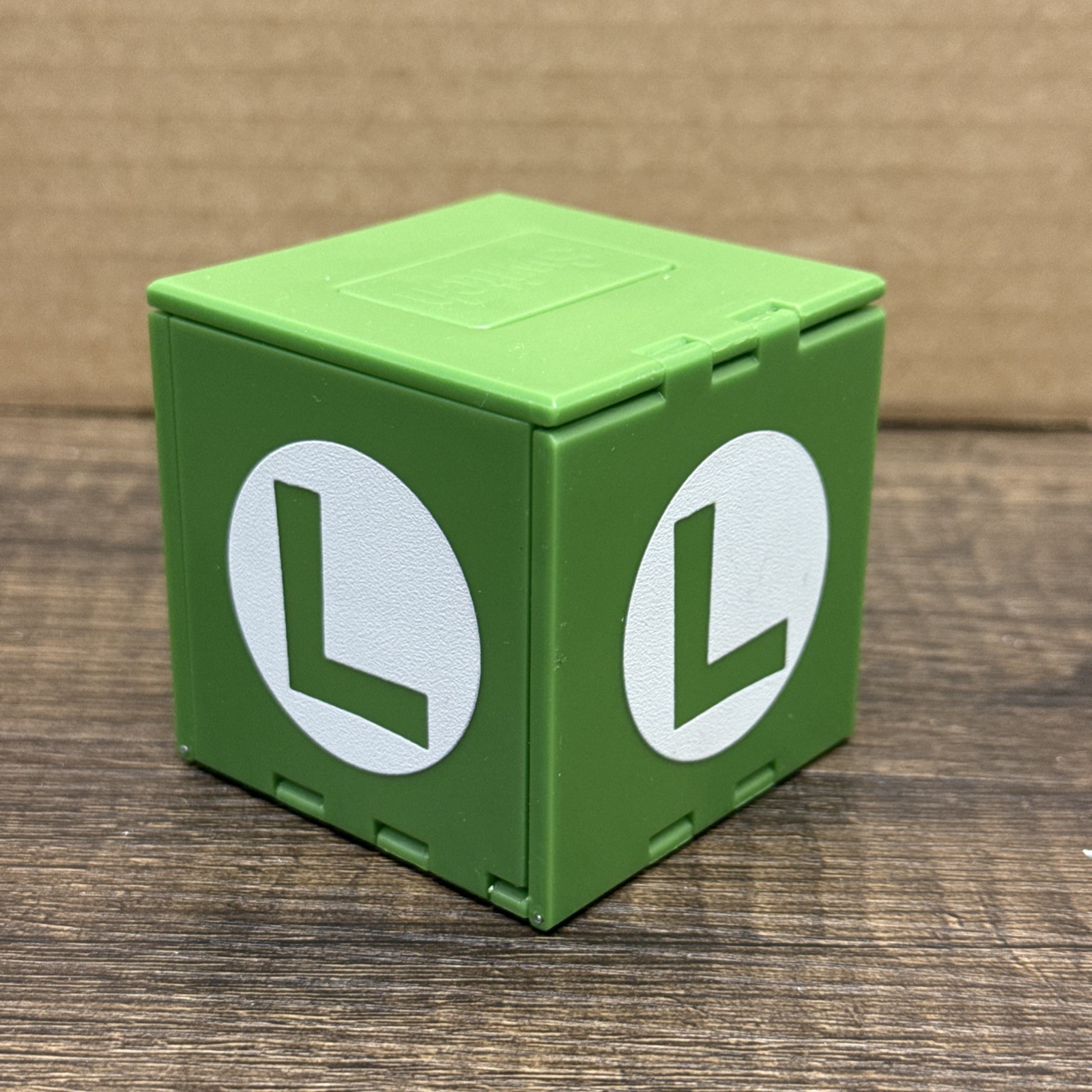 16 in 1 FOLDABLE CUBE Game Card Holder Case Storage For Nintendo Switch LUIGI
